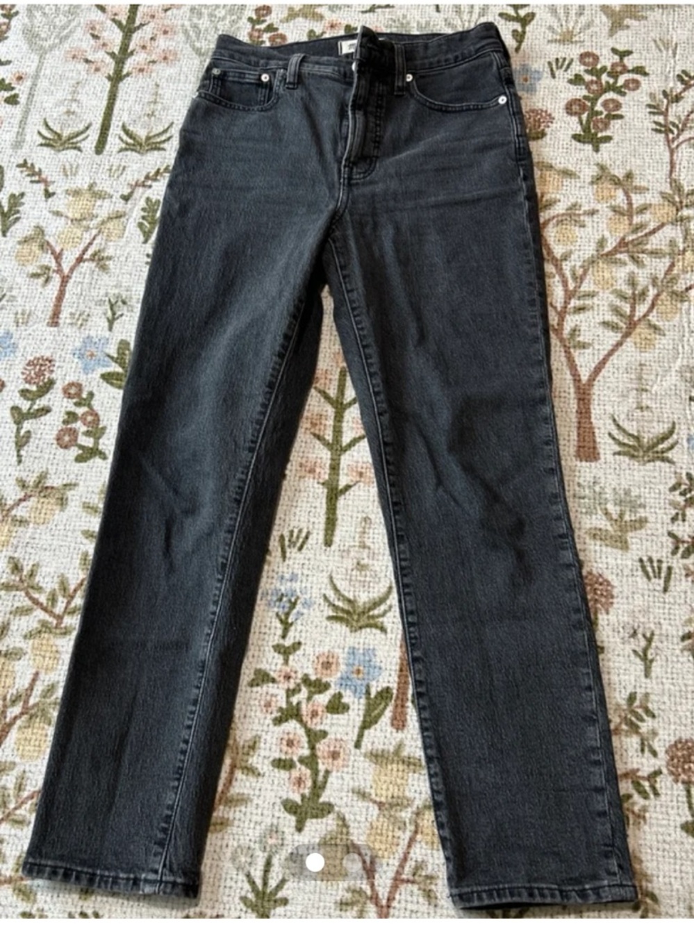 Madewell Straight Leg Jeans in Black
